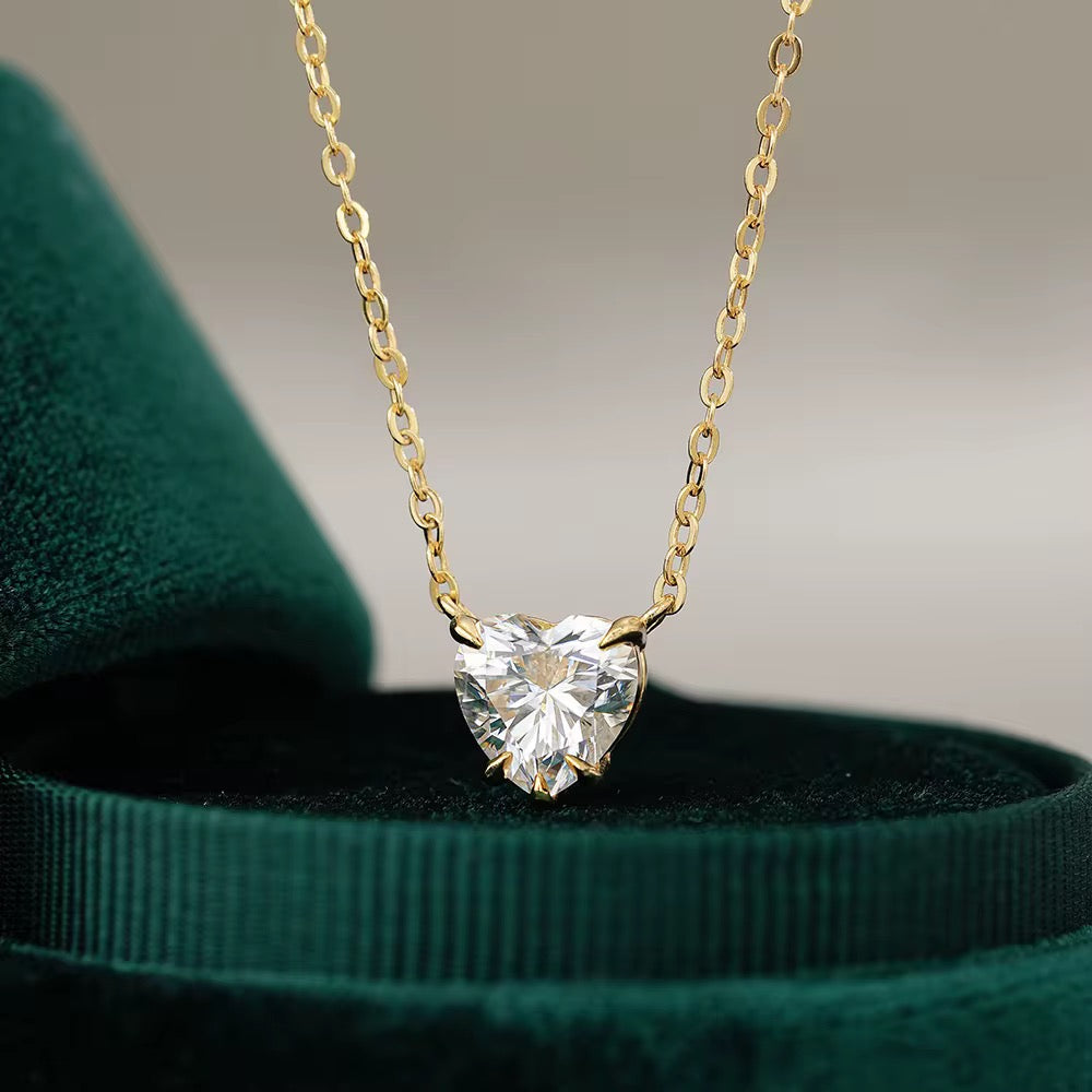 HEART MOISSANITE NECKLACE