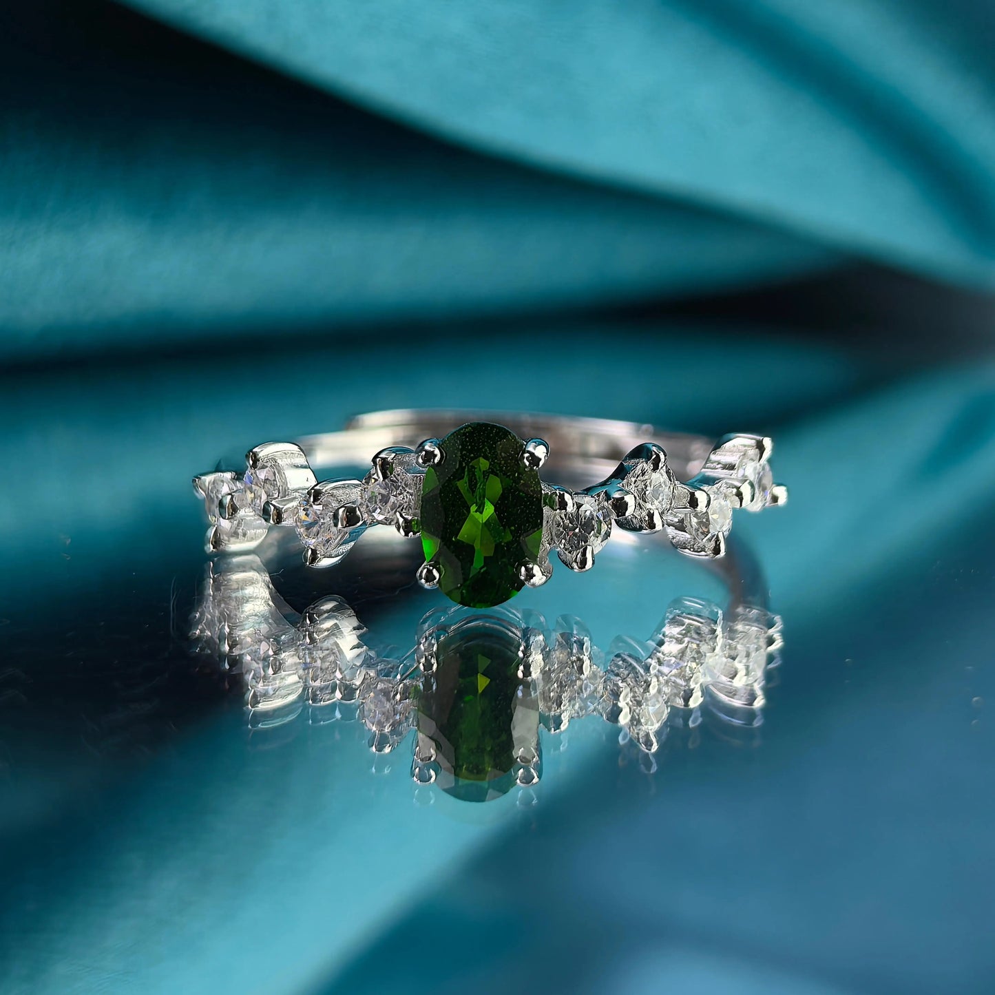 Diopside Crescent Ring
