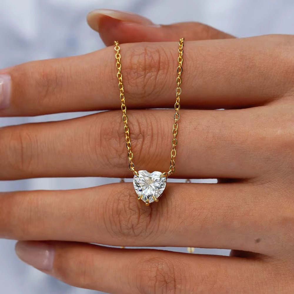 HEART MOISSANITE NECKLACE