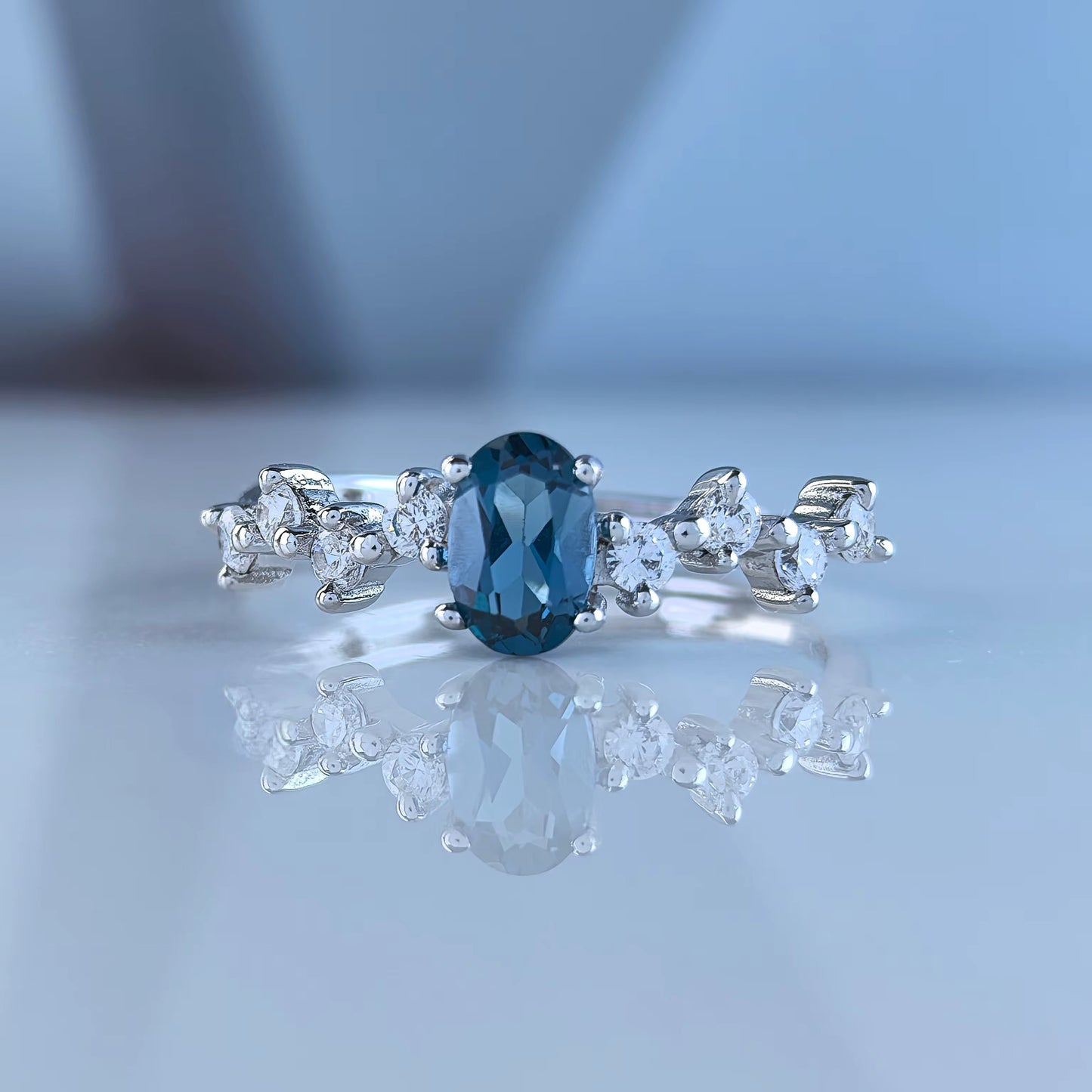 Diopsid-Halbmondring