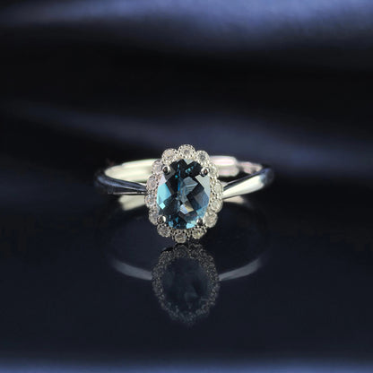 Victoria Gem Ring