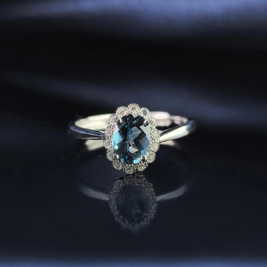 Victoria Gem Ring