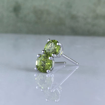 Klassische Edelstein-Ohrstecker